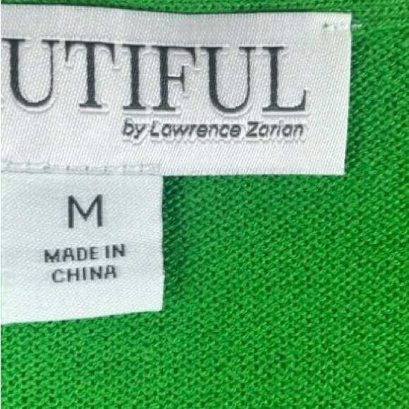 BEAUTIFUL by Lawrence Zorian green s/s cardigan w/floral design-woman’s Medium - Picture 6 of 10